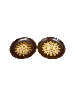 Capricorn Medallion Wedgwood Lot 2 Dinner Plate 10 inch Brown Gold Vintage 1970s